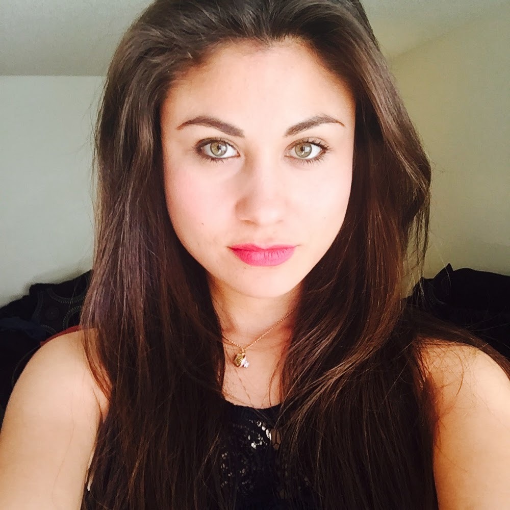 Meet your Posher, Cintia